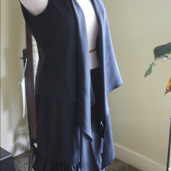 Lafayette 2pc silk - Picture 2 of 8